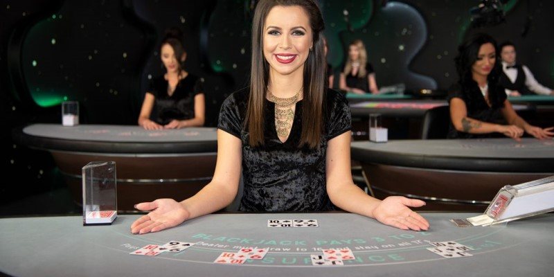 Blackjack - TrÃ² chÆ¡i bÃ i cÃ¡ cÆ°á»£c háº¥p dáº«n táº¡i nhÃ  cÃ¡i AE888